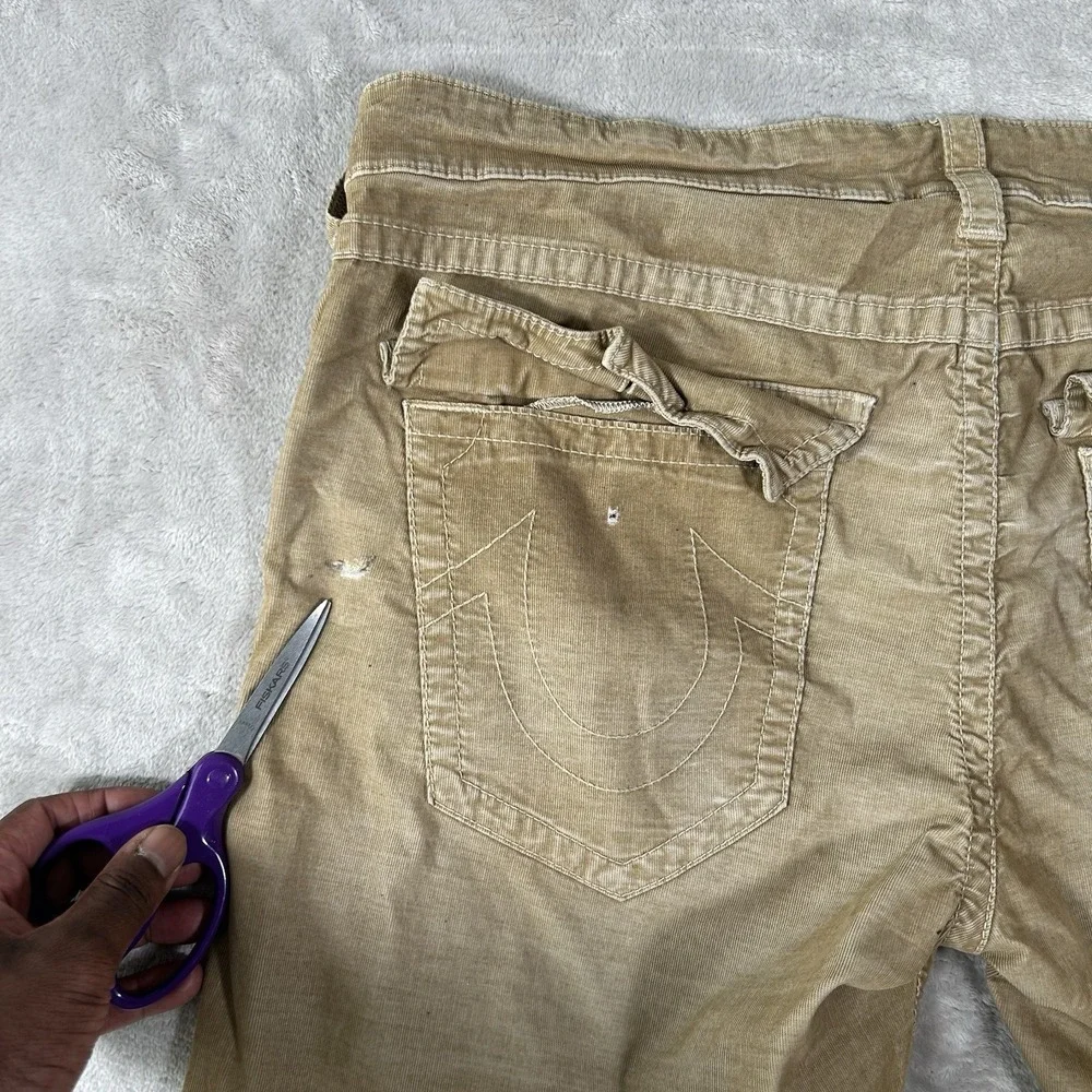 True Religion Ricky Jean Short Men 40 Tan Corduroy Frayed Flap Pocket Jorts Y2K